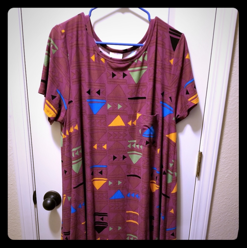2 XL LulaRoe Carly